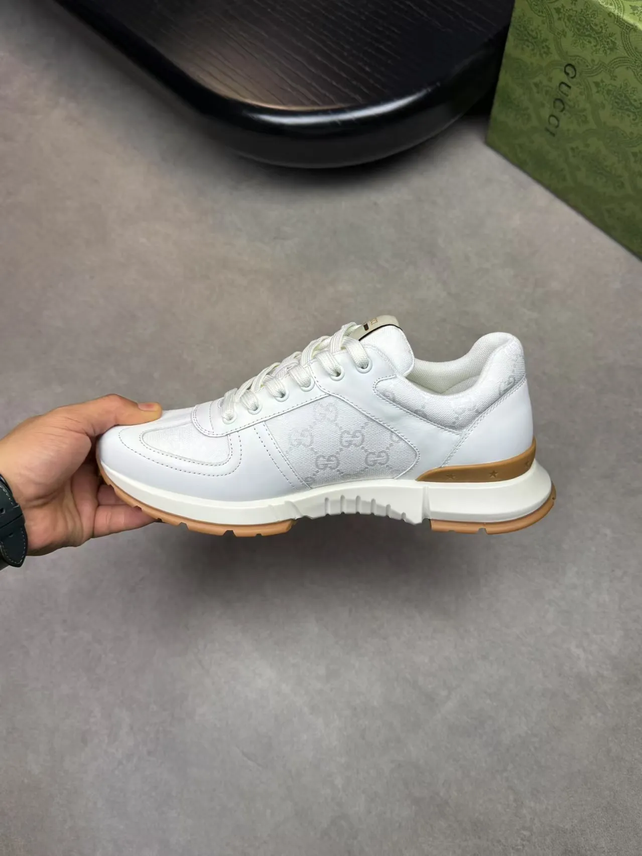 Factory price: 460💰Gucci new men's shoes GUCCI [Lightning] latest shoes are shipped. Original quality, fashionable, made of special materials, sheepskin lining, brand new packaging. The foot feels super comfortable and the workmanship is impeccable. Size: 38-45, Dingyi 45